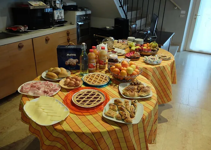 לינה וארוחת בוקר Eldorado 3*